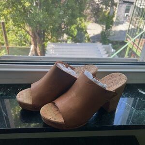 Brown Leather Women's Mules